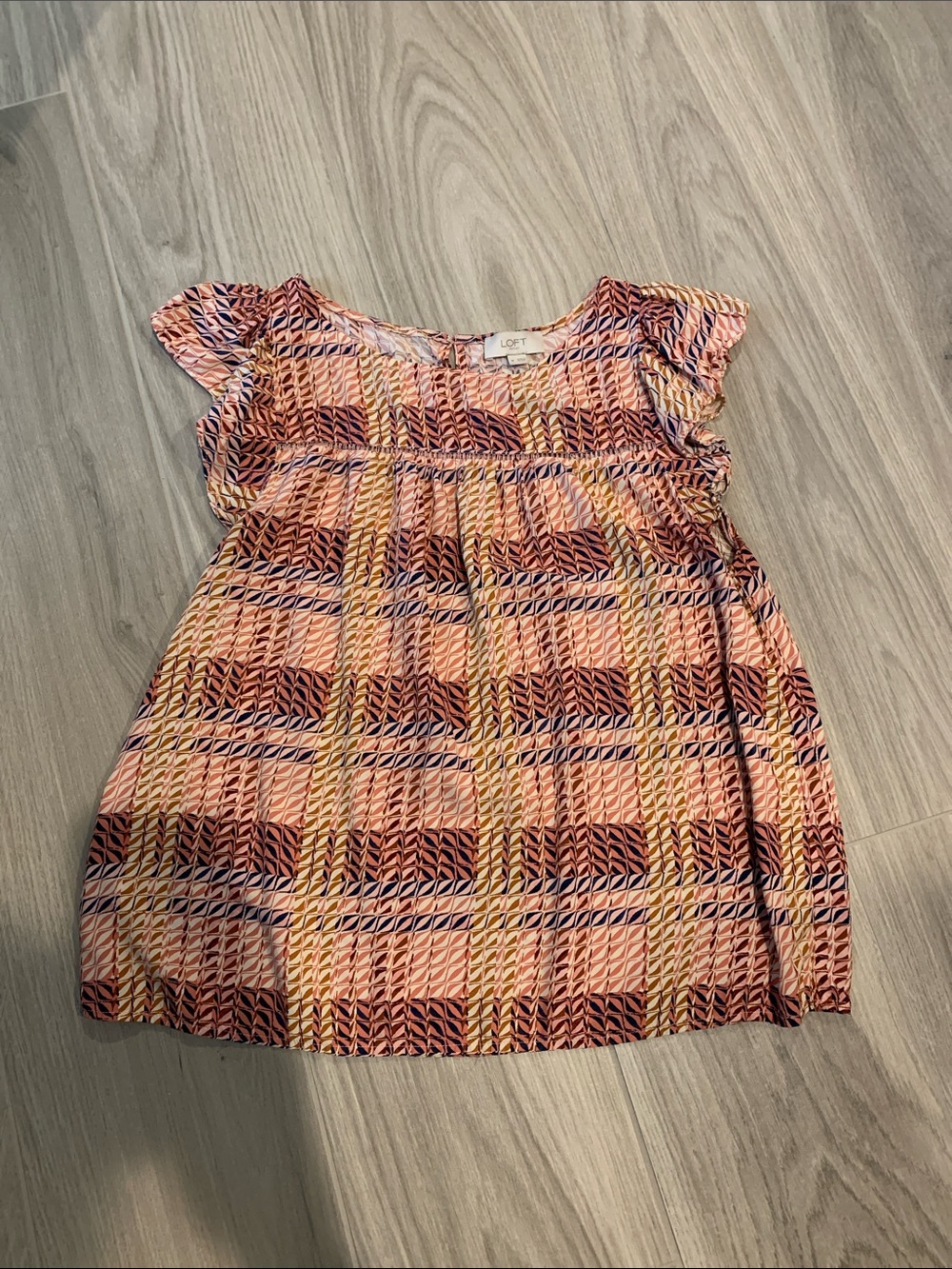 LOFT Multicolor Pink Yellow Navy Geometric Flutter Blouse